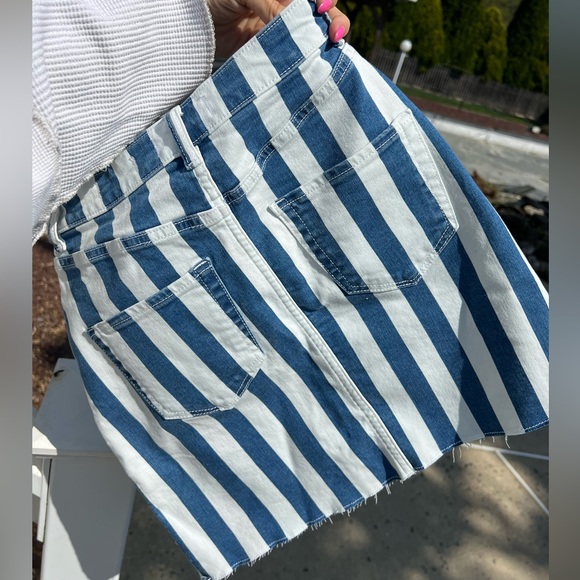 Hollister Striped Skirt - Picture 5 of 6